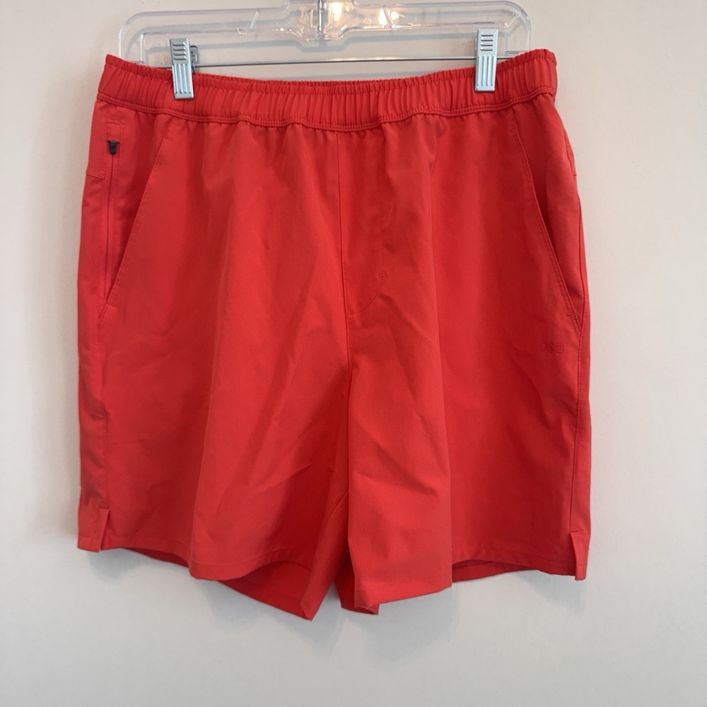 DSG Men's 6" Agility Woven Shorts Red Sun Size Medium NWT Athletic Training